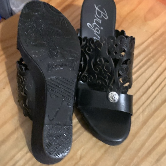 Brighton - Picture 3 of 3